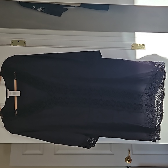 LaBlanca 2x black swim cover-up. EUC. Subtle with  sexy lace trim detail. - Picture 1 of 11